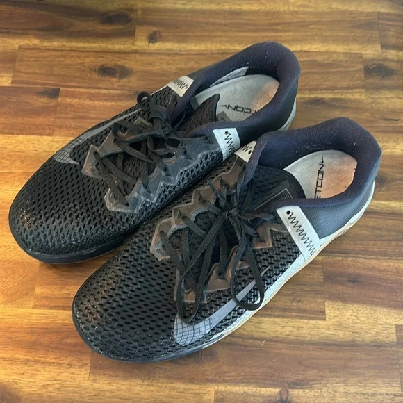Nike Metcon 6 black iron grey gum sole size 11.5 EUC - Picture 2 of 5
